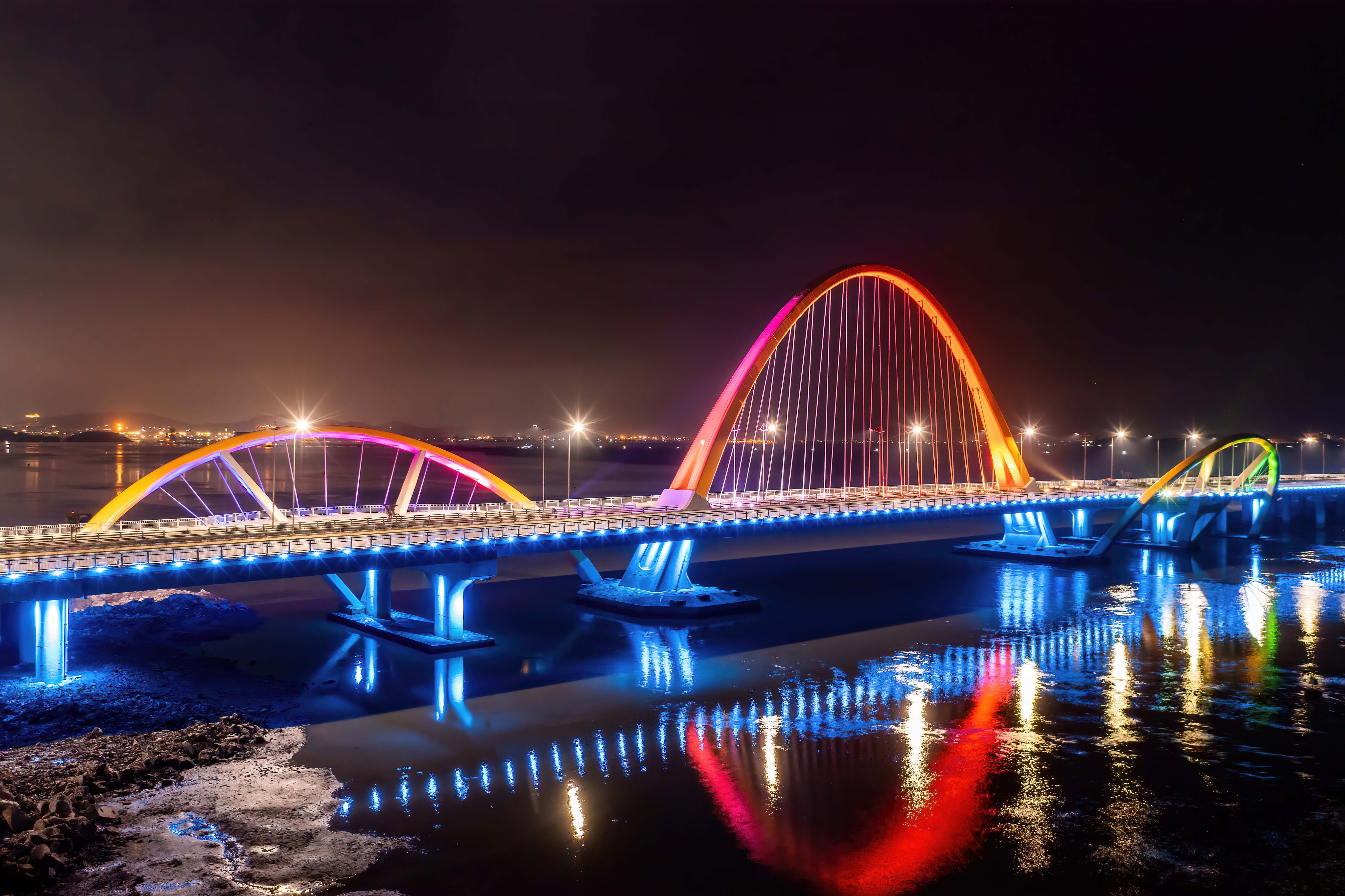 Cau-Binh-Minh-Ha-Long_0535-HDR